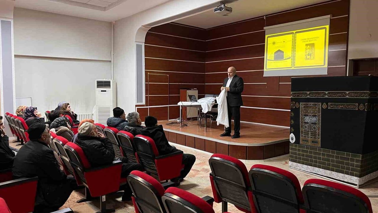 Erzincan'da 2026 Şubat Umre Adaylarına Bilgilendirme Semineri