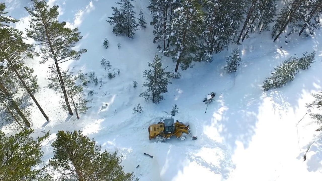 Erzincan'da 213 Köy Yolunda Karla Mücadele Seferberliği