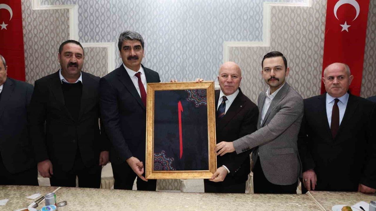 Erzurum Büyükşehir'den 12. Şube: Aşkale'de Halk Pazarı Açıldı