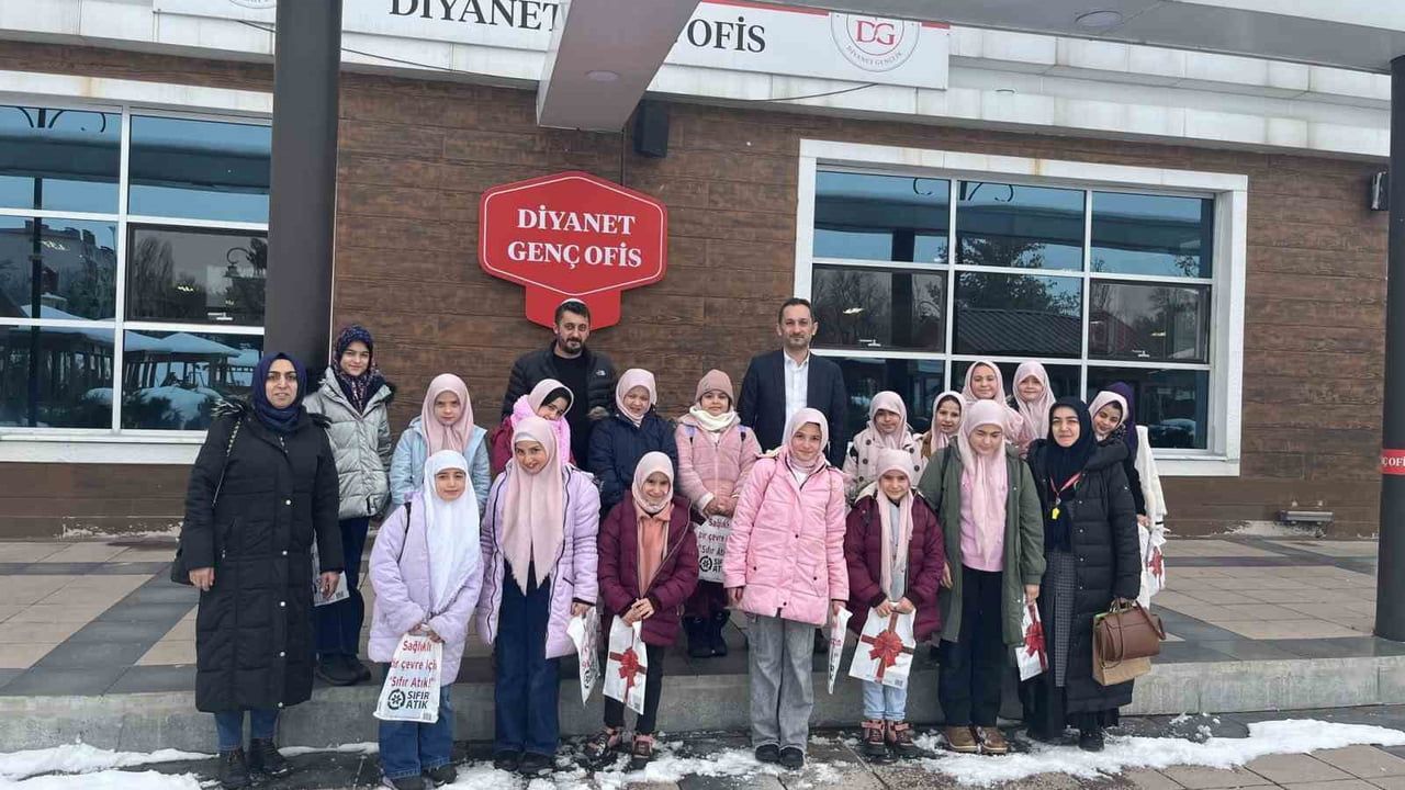 Erzurum'da Diyanet Genç Ofis Ara Dönem Kampı Coşkuyla Sona Erdi