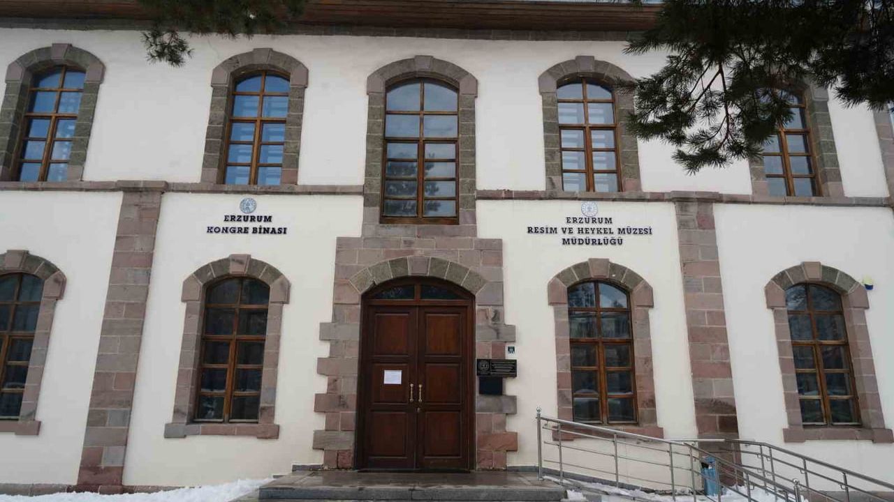 Erzurum Kongre Binası Ziyarete Kapatıldı: Deprem Performansı Yetersiz