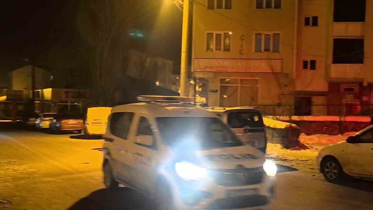 Erzurum Palandöken'de Kasap Dükkanına Silahlı Saldırı: Zanlı T.Z. Kaçtı