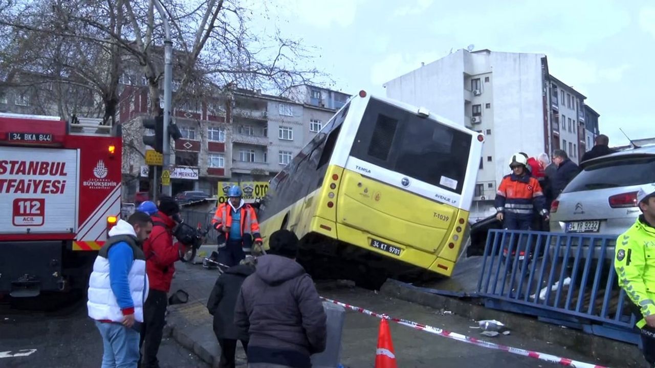 Esenler'de İETT Otobüsü Otoparka Daldı — Çok Sayıda Ekip Sevk Edildi