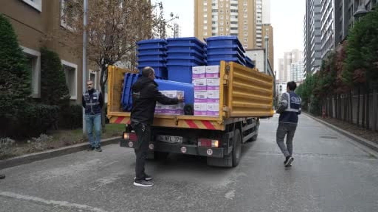 Esenyurt Belediyesi Geri Dönüşümü Solarkent Sitesi'ne Taşıdı