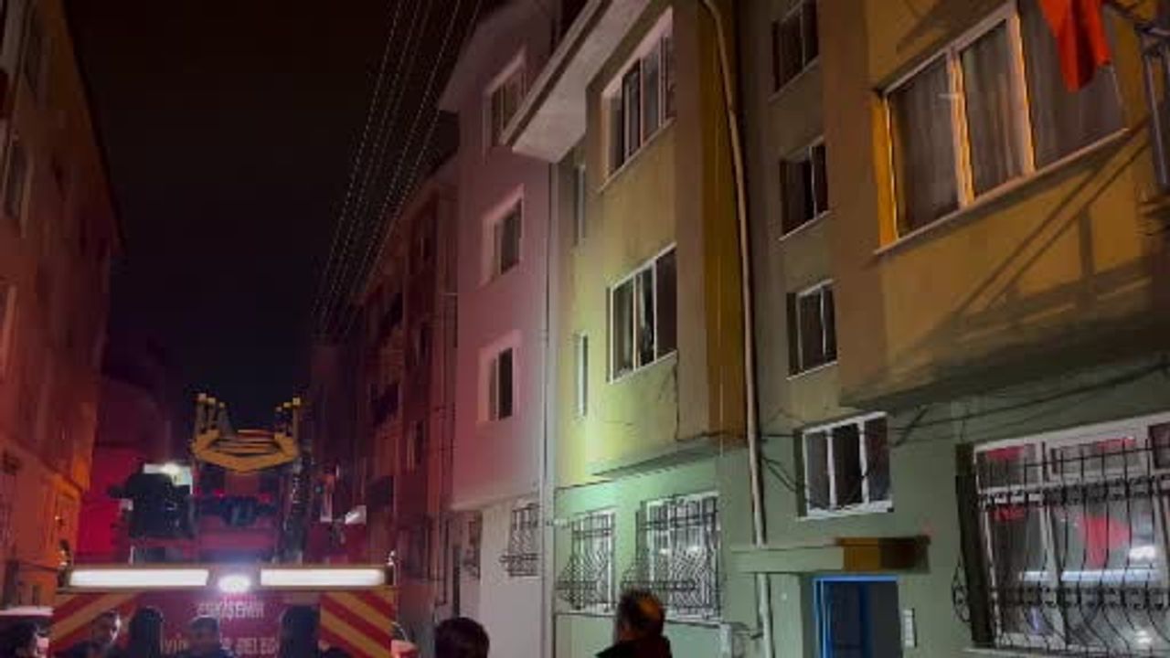 Eskişehir'de Apartman Yangını: Odunpazarı'nda Facianın Önüne Geçildi