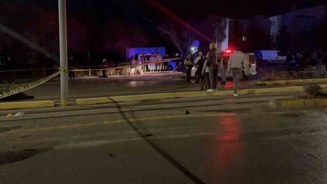 Eskişehir'de Feci Kaza: Ölen Yayaların Kimlikleri Belli Oldu