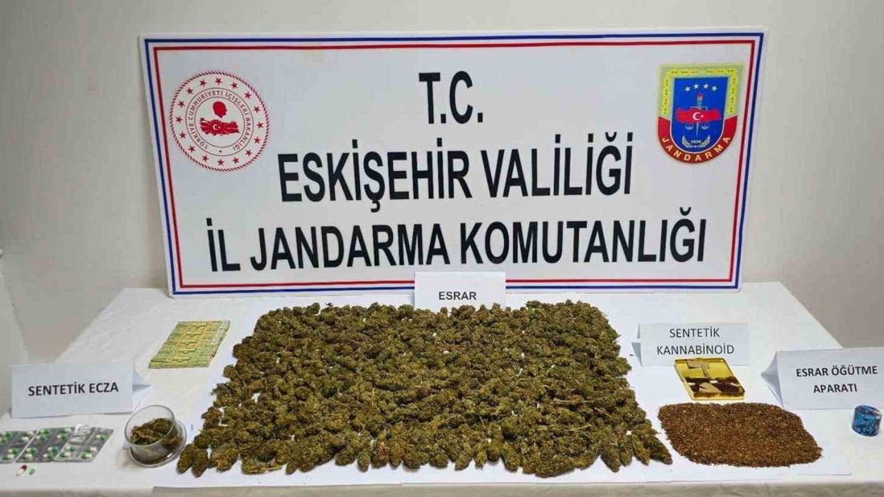 Eskişehir'de Jandarma Uyuşturucu Operasyonu: Sivrihisar'da 1 Tutuklama