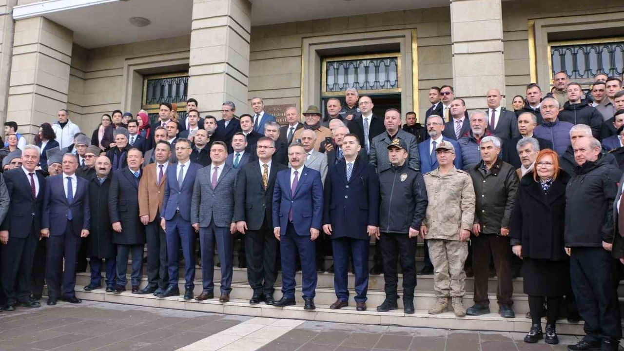 Eskişehir Valisi Hüseyin Aksoy Görev Süresi Doldu, Veda Töreni Düzenlendi
