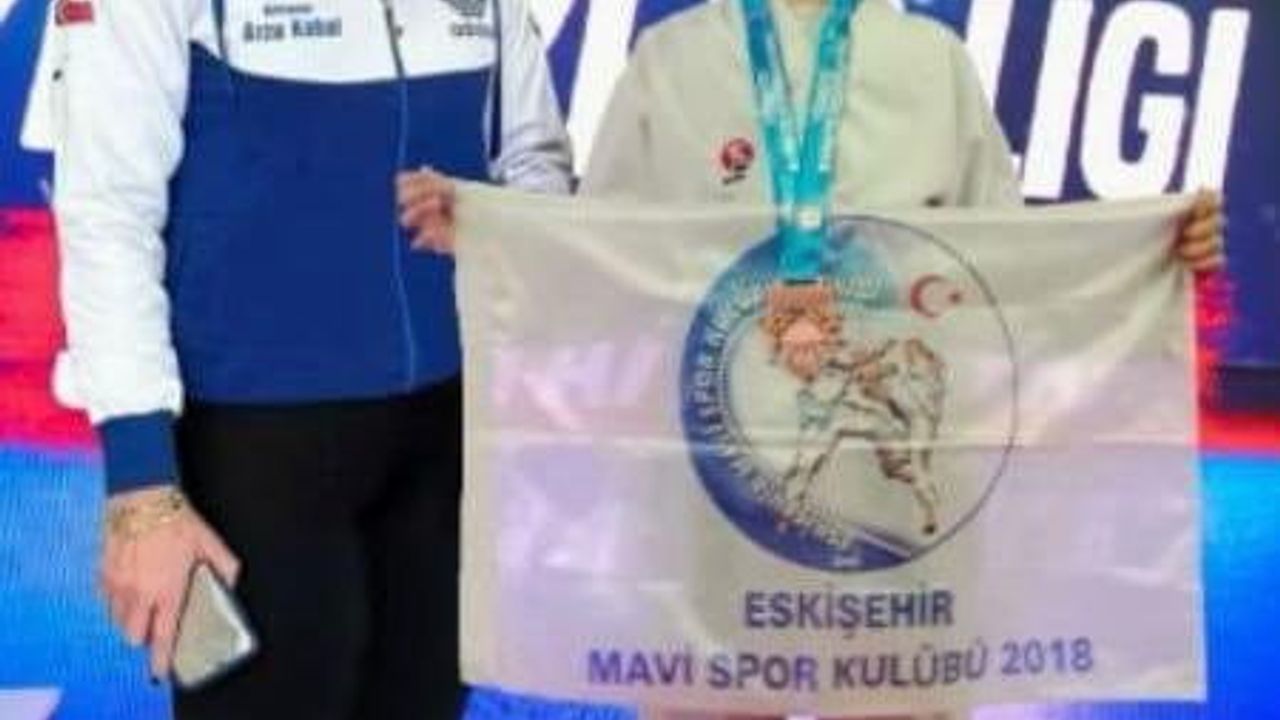 Eskişehirli Eylül Sare Karav, Spor Toto Yıldızlar Ligi'nde Türkiye 3'üncüsü