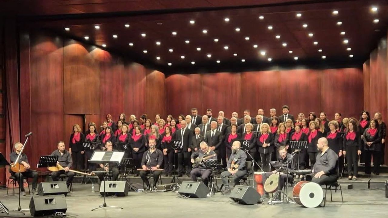 ESSİVDER Korosu'ndan 'Türk Halk Müziği' Konseri