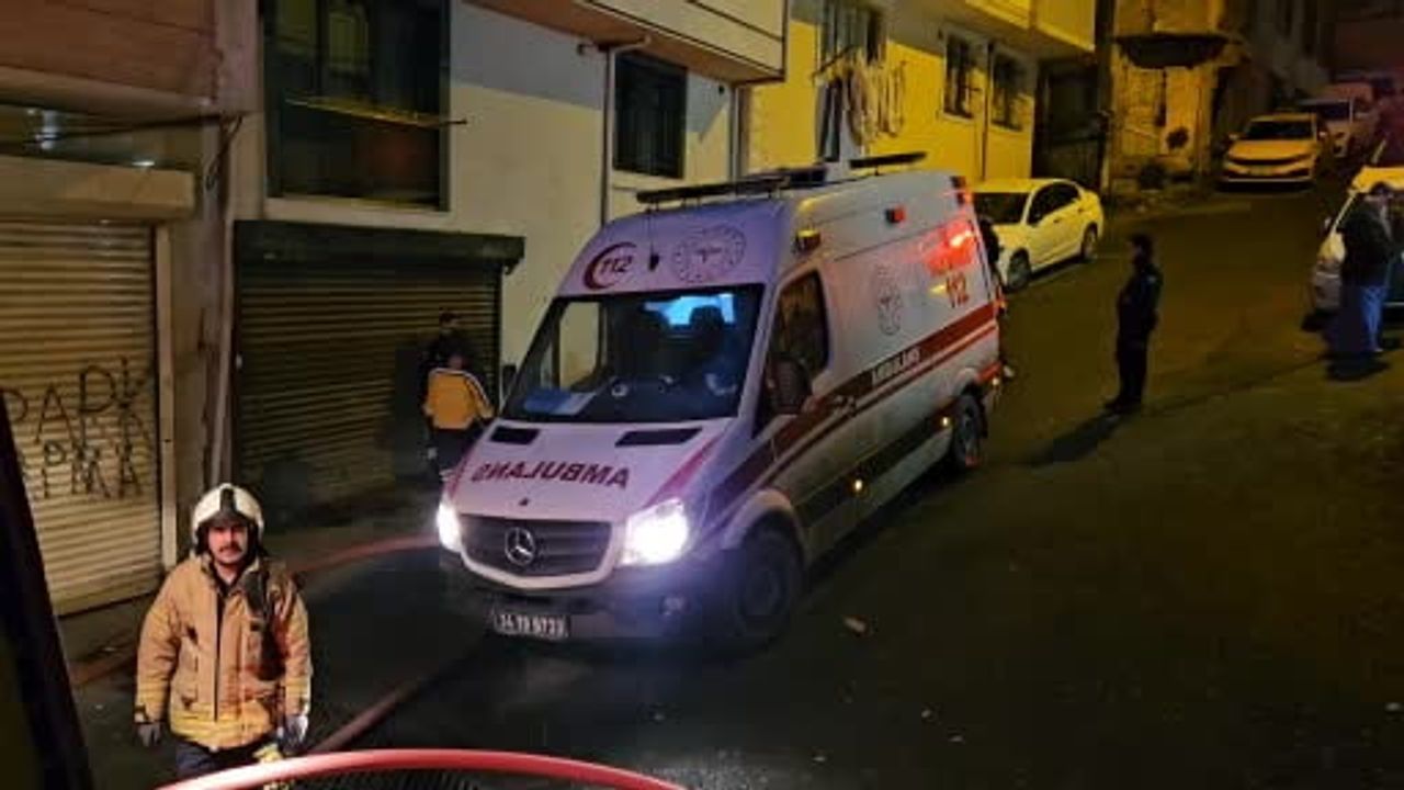 Eyüpsultan'da Gecekondu Yangını: 1 Ölü, 1 Yaralı