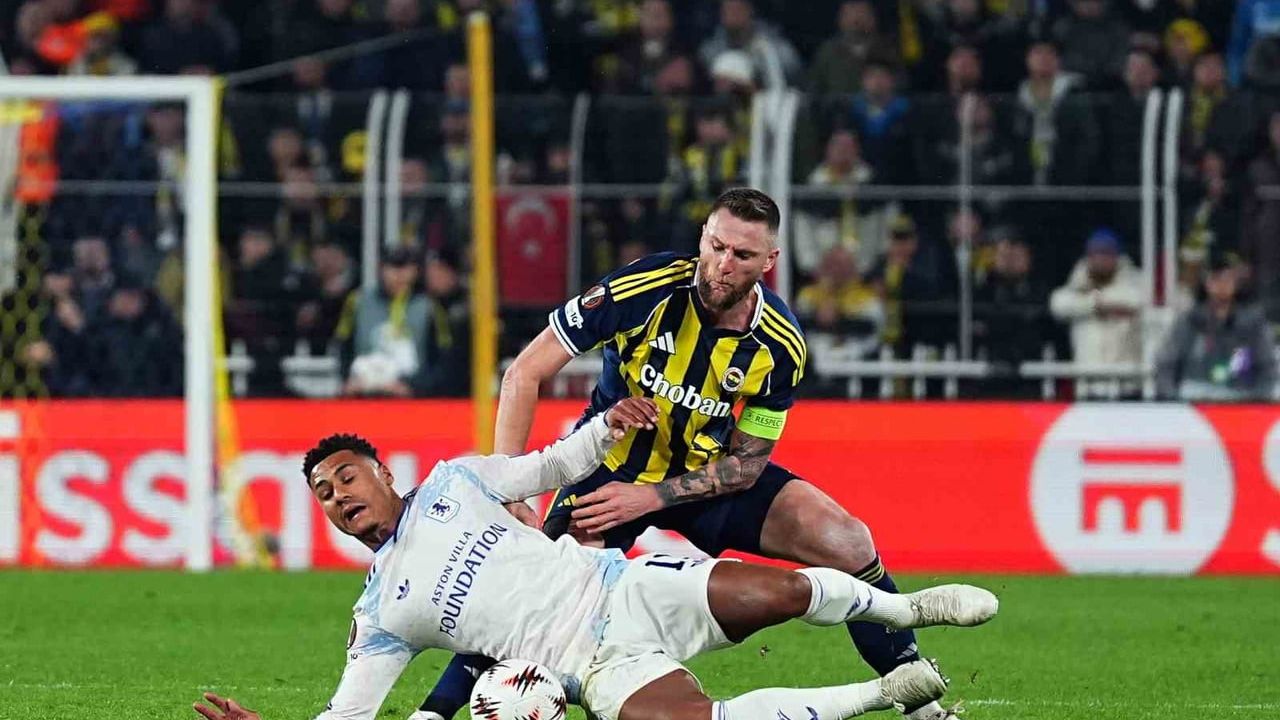 Fenerbahçe 0-1 Aston Villa — UEFA Avrupa Ligi (İlk Yarı)
