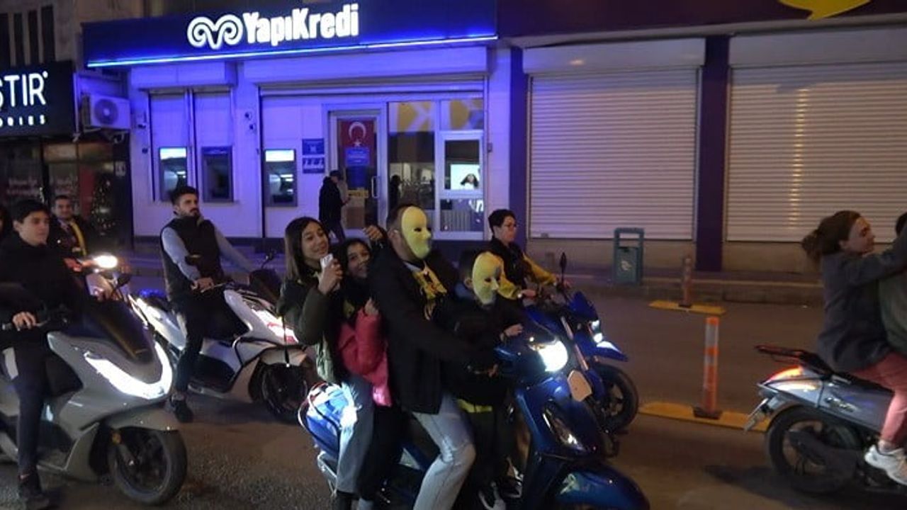 Fenerbahçe'nin Süper Kupa Zaferi Kilis'te Motosiklet Turu ile Kutlandı