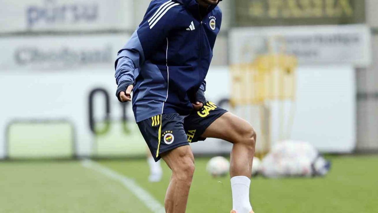 Fenerbahçe, Samsunspor Maçı Hazırlıklarına Başladı — Turkcell Süper Kupa 6 Ocak