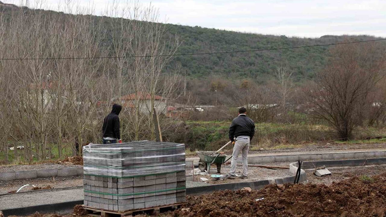 Ferizli'ye Tematik Atatürk Parkı: 10 Dönümde Altyapı ve Zemin Hazırlığı Başladı