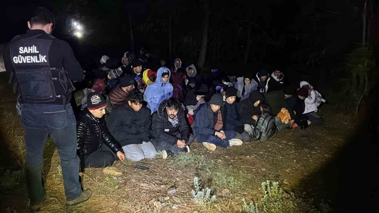 Fethiye'de 58 Düzensiz Göçmen Yakalandı — 24'ü Çoc…