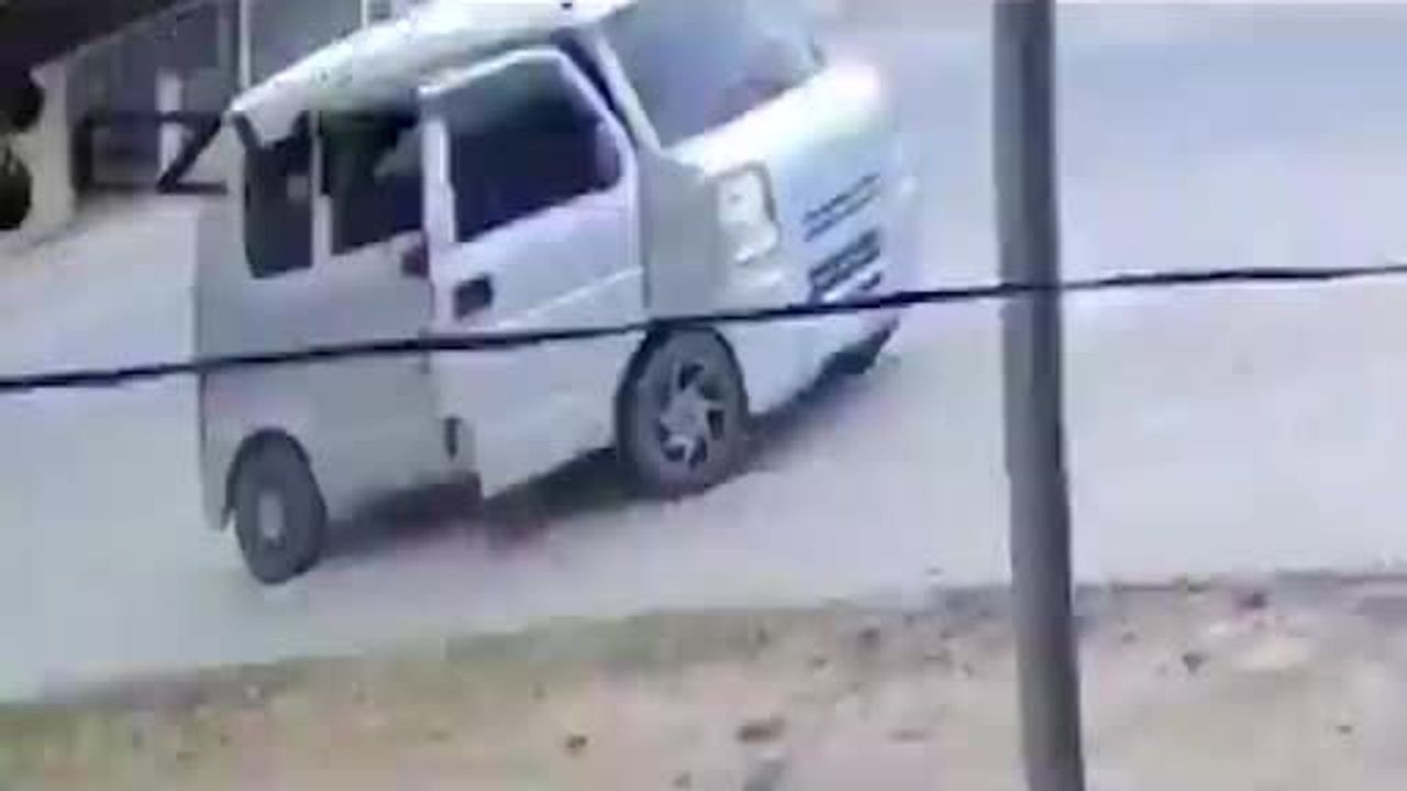 Filipinler'de Belediye Başkanı Ampatuan'a Roketatarlı Saldırı