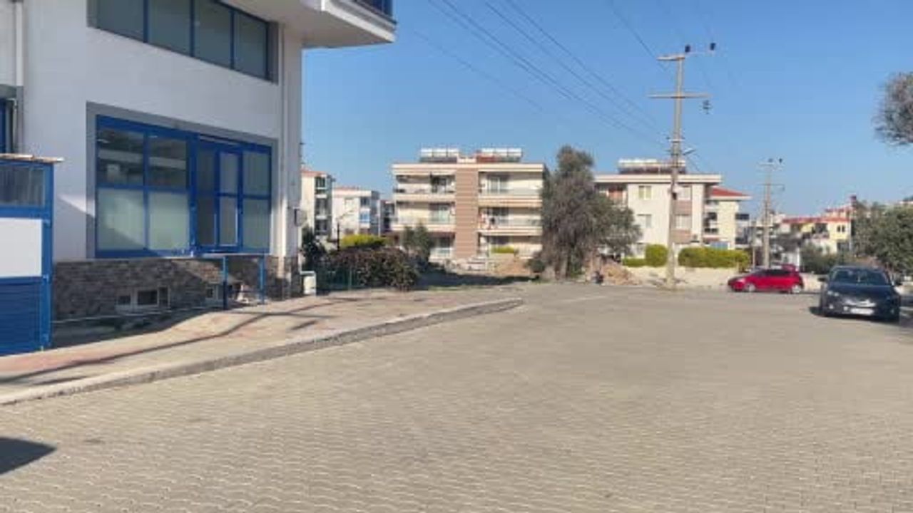 Foça’da Belediye Çalışması Mağdur Etti: Mustafa Kemal Atatürk Mahallesi İkiye Bölündü