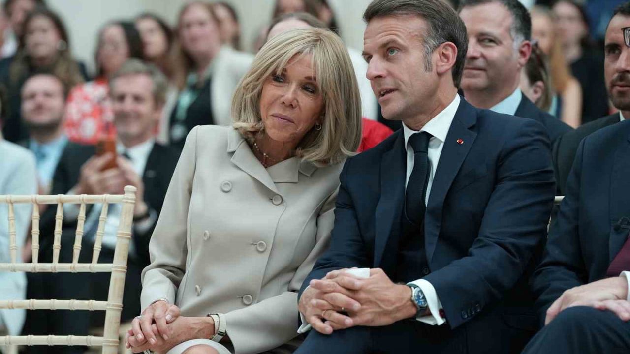 Fransa Mahkemesi Brigitte Macron’a Yönelik Siber Zorbalıkta 10 Kişiyi Mahkum Etti