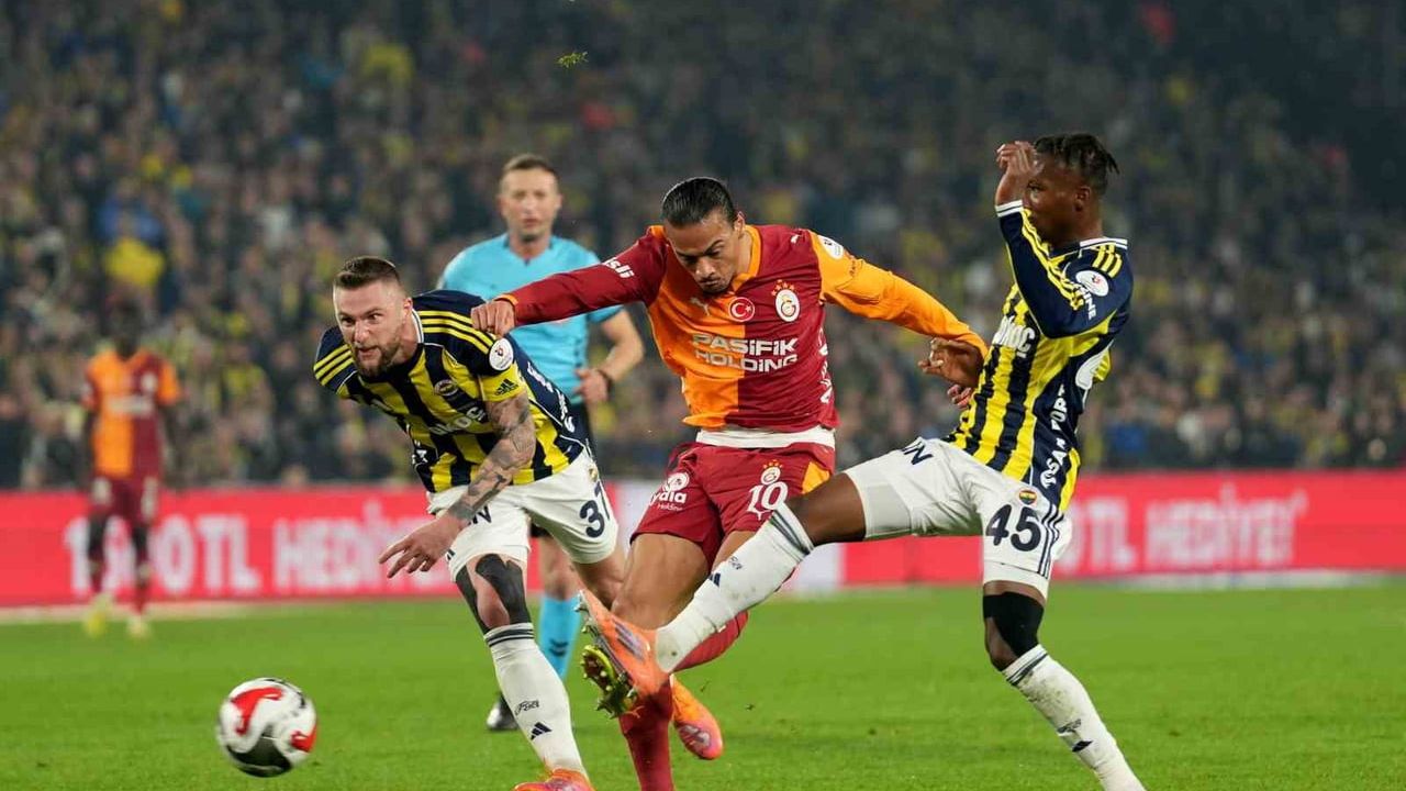 Galatasaray - Fenerbahçe: Son 10 Derbide Aslanların Üstünlüğü