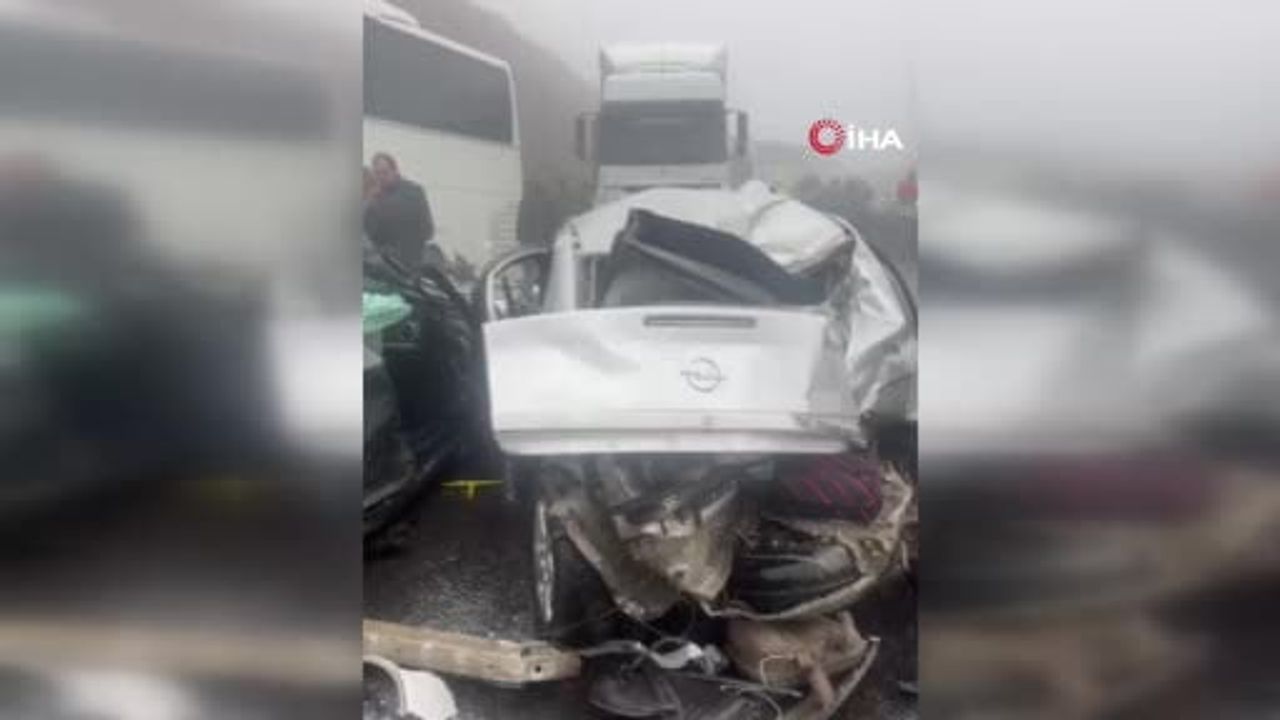 Gaziantep-Şanlıurfa Yolunda Sis Nedeniyle Zincirleme Kaza: Yaralılar Var