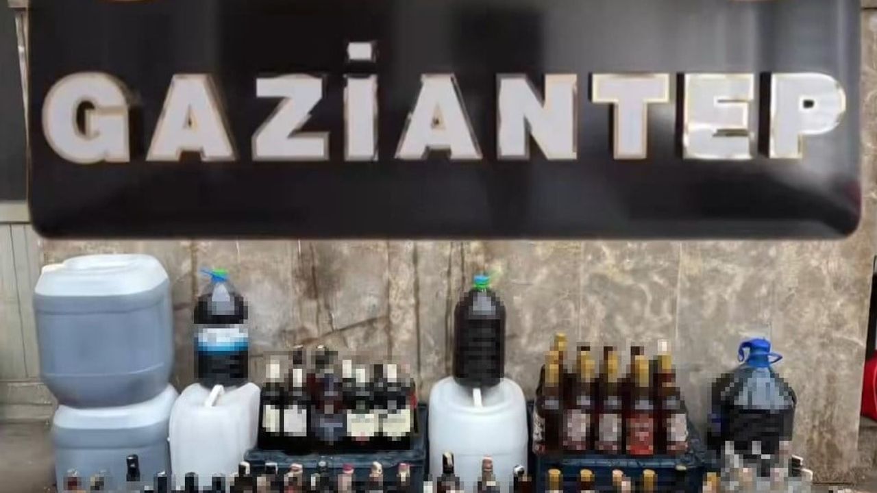 Gaziantep'te Kaçak Alkol Operasyonu: 137 Şişe ve 89 Litre Viski Ele Geçirildi