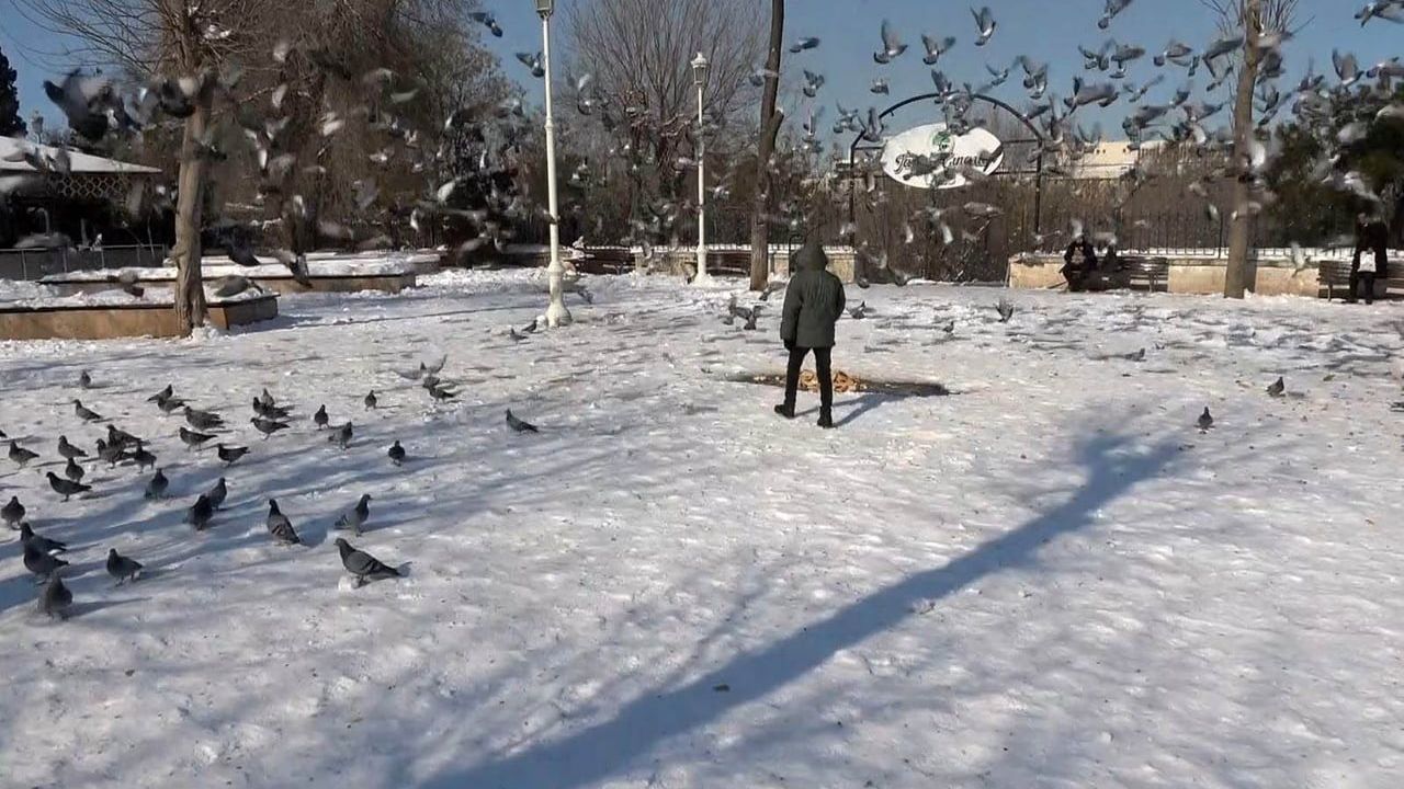 Gaziantep'te Karın Ardından Güneş: Vatandaşlar Kartopu Keyfi Yaşadı