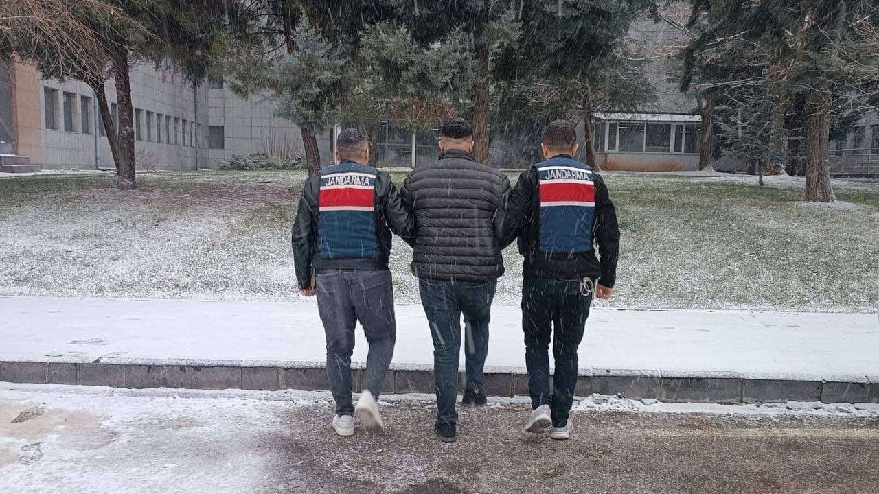 Gaziantep'te Kesinleşmiş 10'ar Yıl Hapisle Aranan 2 Şahıs Yakalandı