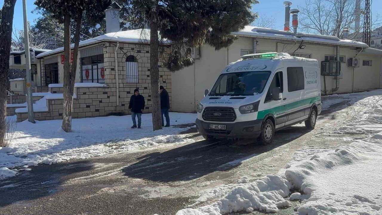 Gaziantep'te Komşu Tartışması: Mert Aksoy Vurularak Hayatını Kaybetti