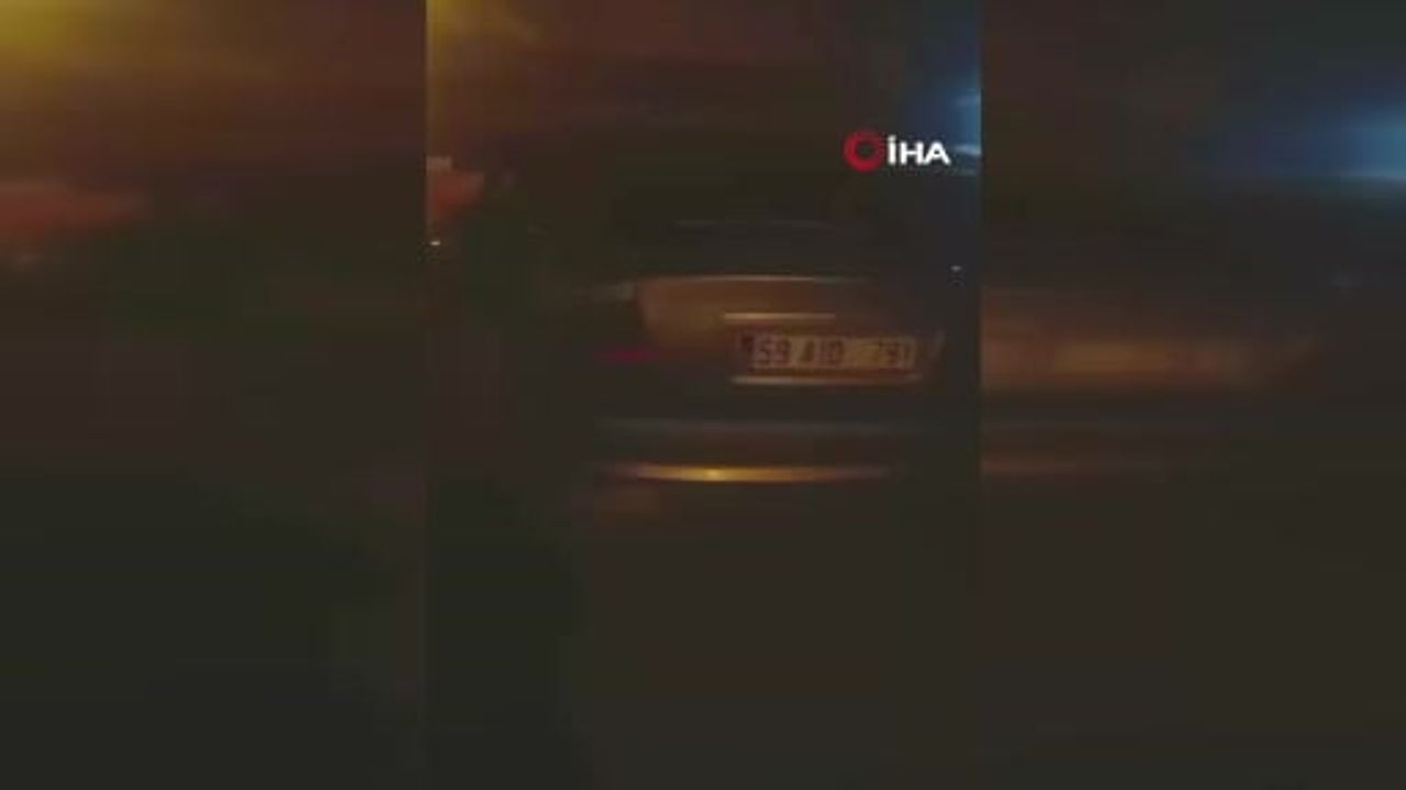 Gaziantep'te Tıra Çarpan Otomobilde 3 Kardeş Hayatını Kaybetti