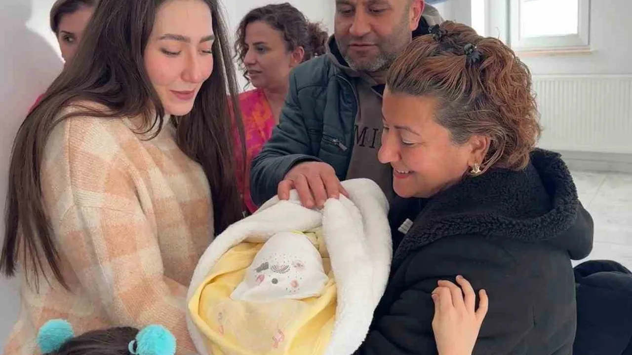 Geçici Koruyucu Aile’nin 100’üncü Bebeği Ege Berk Samsun’da