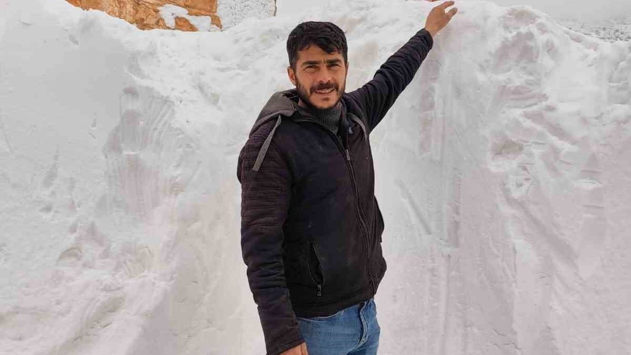 Gercüş'te Kar Felaketi: Araçlar 2 Metreyi Aştı, Ulaşım Durdu