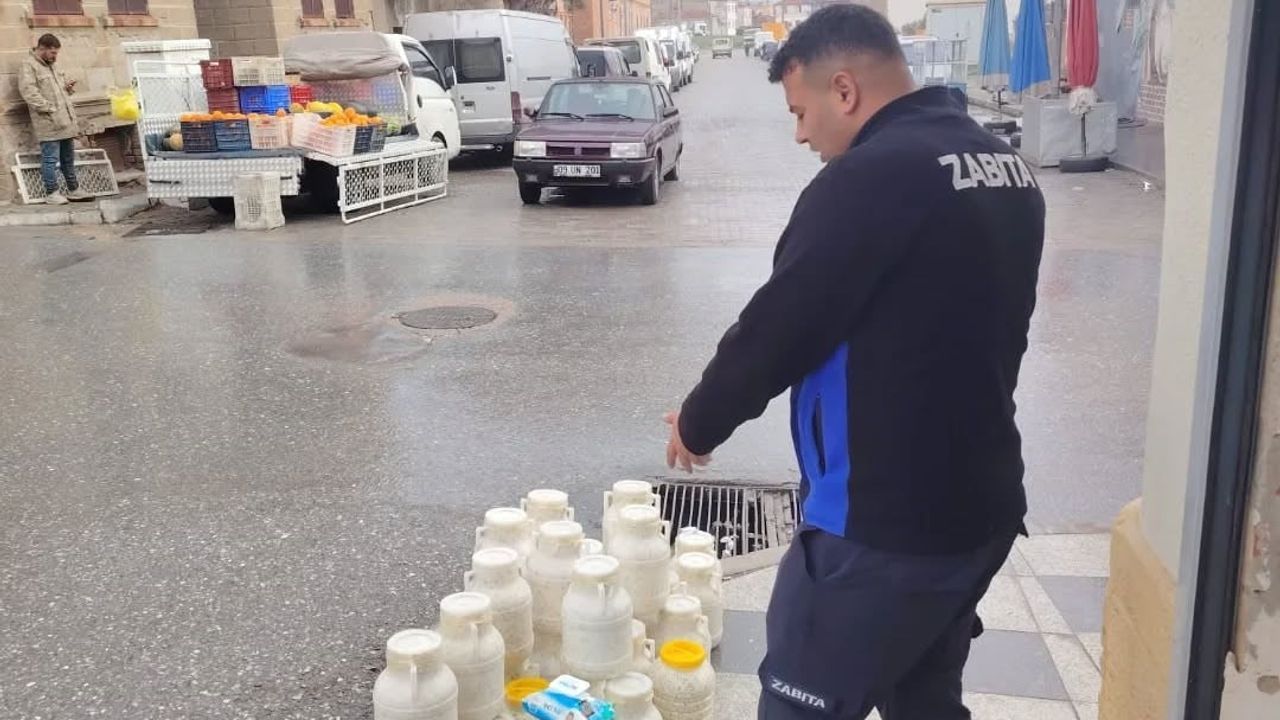 Germencik'te Ortaklar Semt Pazarı'nda Sıkı Zabıta Denetimi