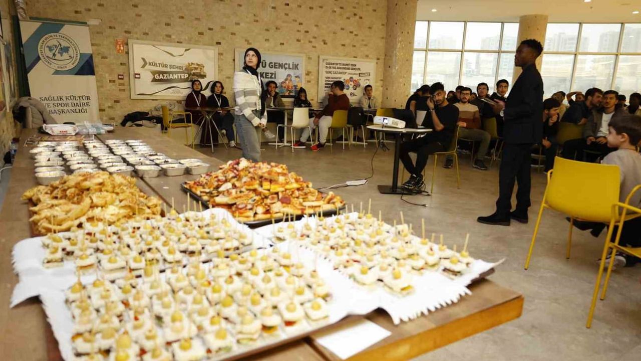 GİBTÜ'de Çok Kültürlü Gastronomi Etkinliği — Uluslararası Öğrenciler Mutfakta