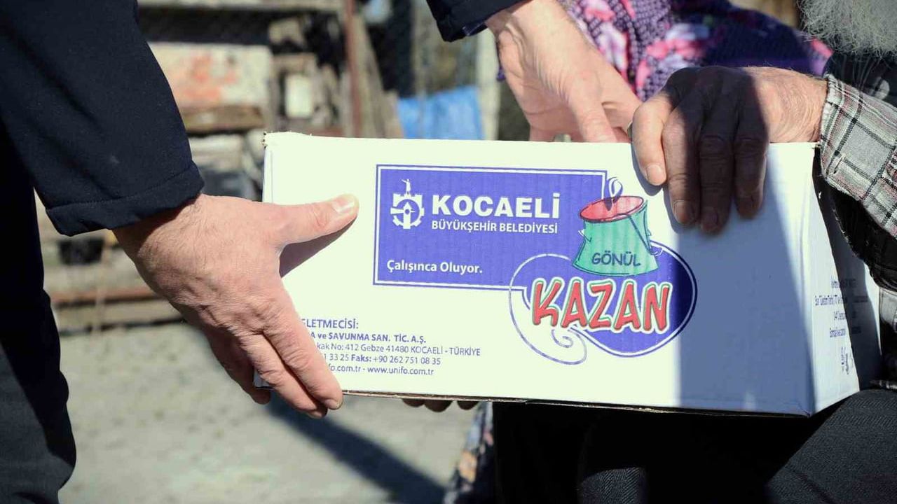Gönül Kazan Projesi: Kocaeli'de yaşlı ve hastalara kişiye özel sıcak yemek