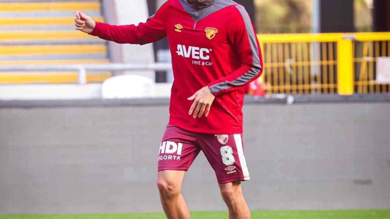 Göztepe'de Alexis Antunes Antrenmanda Sakatlandı