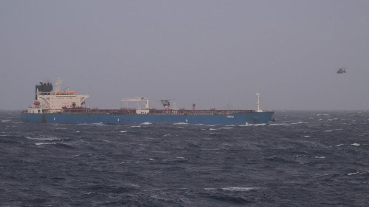 Grinch Tankeri Marsilya'ya Çekildi — Gölge Filo Operasyonu