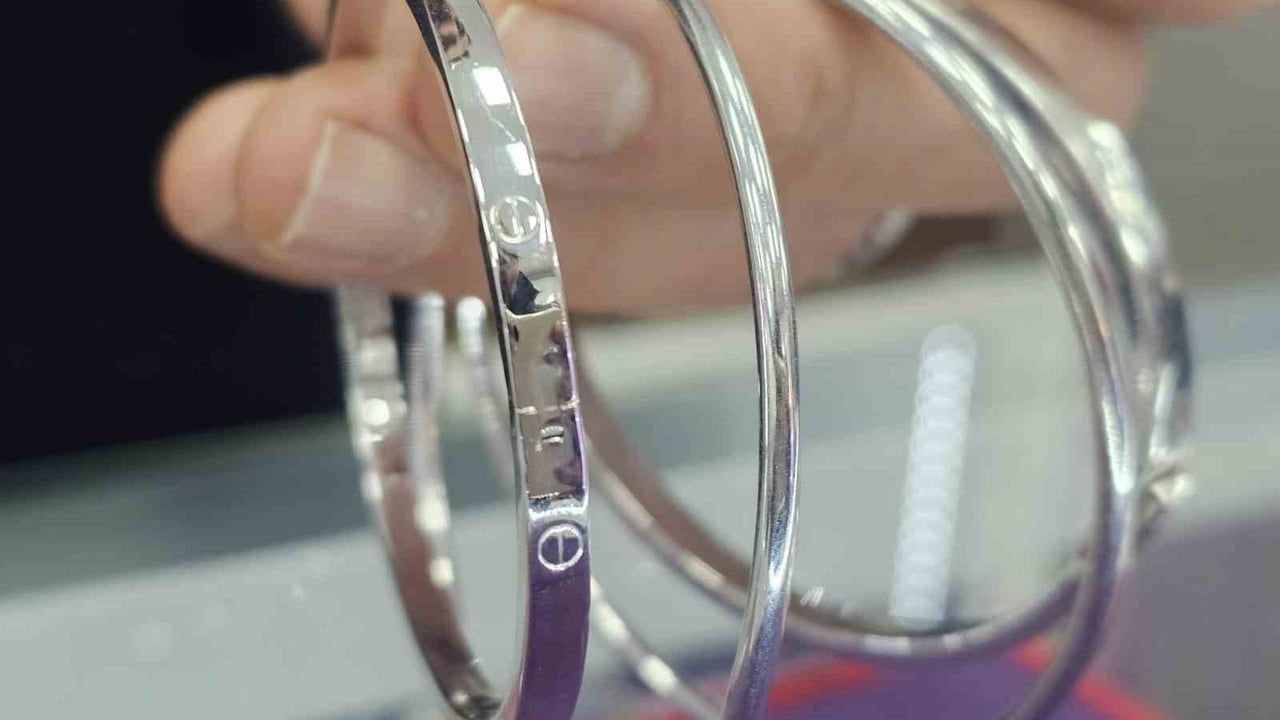 Gümüş Bileziklere Talep Artıyor: Altının Yerini Gümüş Alıyor