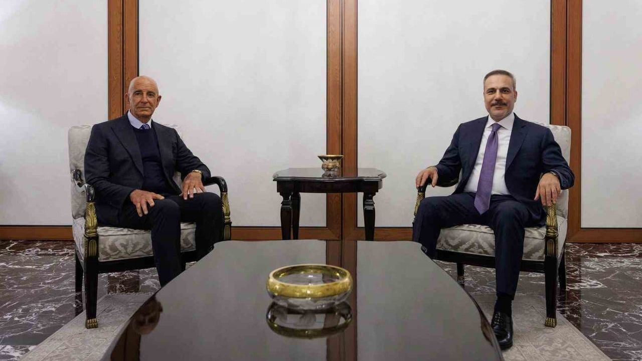 Hakan Fidan, ABD Büyükelçisi Tom Barrack'ı Kabul Etti
