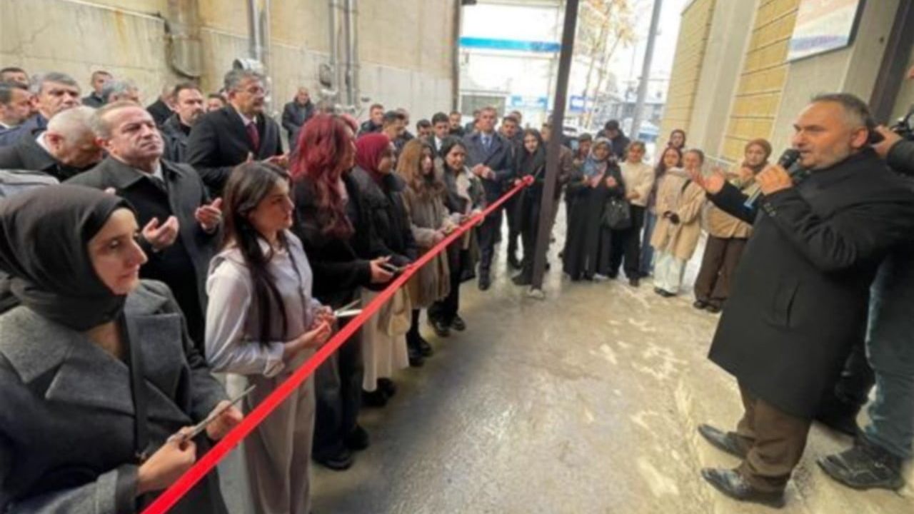 Hakkari'de Diyanet Gençlik Etüt Merkezi Hizmete Açıldı