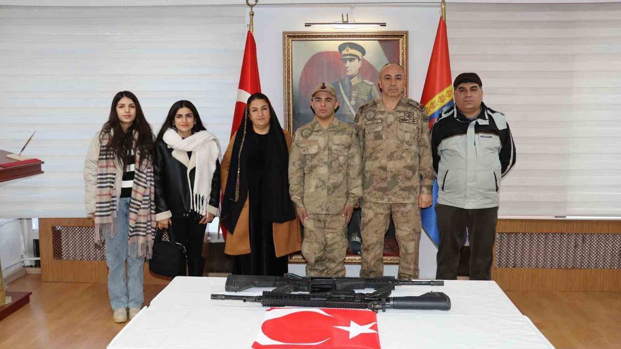 Hakkari'de Sıtar Ertunç için Temsili Yemin Töreni