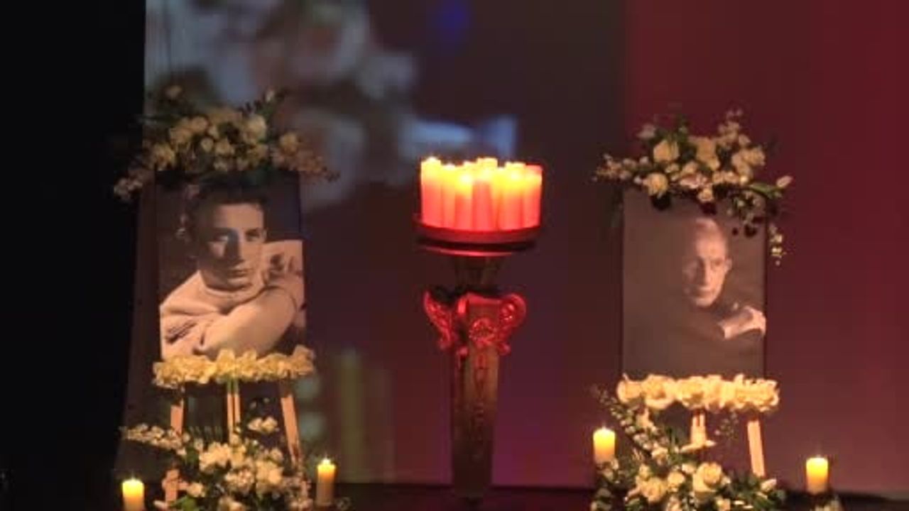 Haldun Dormen için Harbiye Muhsin Ertuğrul Sahnesi'nde Tören