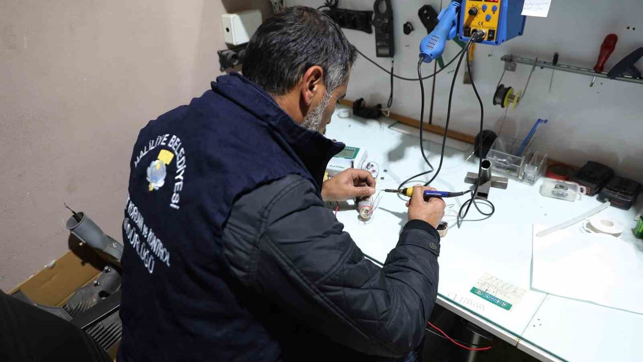 Haliliye'de Yerli Üretim Dönemi: Belediye Atölyeleri Hizmete Hız Veriyor