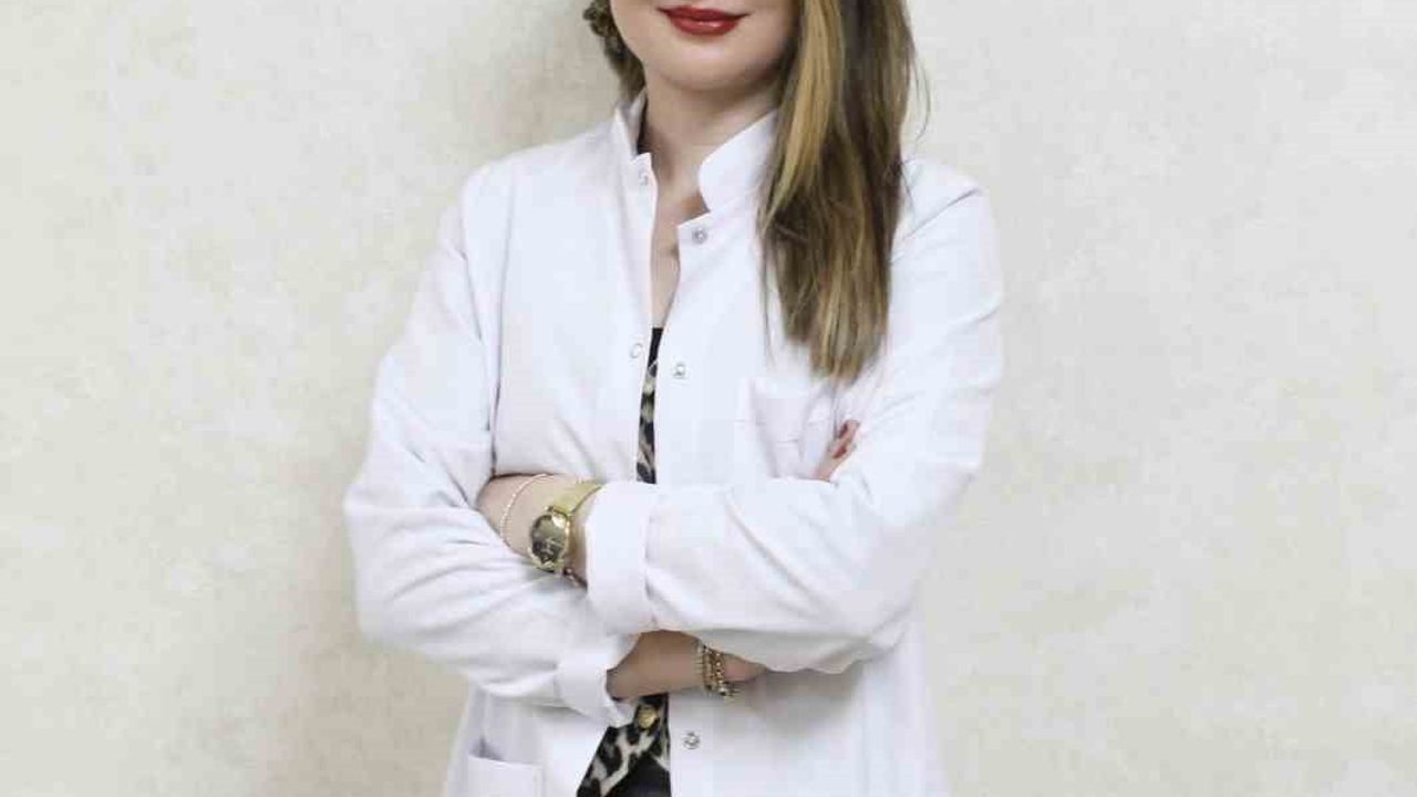 Halsizlik ve Ateş Başvuruları Artıyor: Dr. Derya Deniz'den Covid-19 Uyarısı