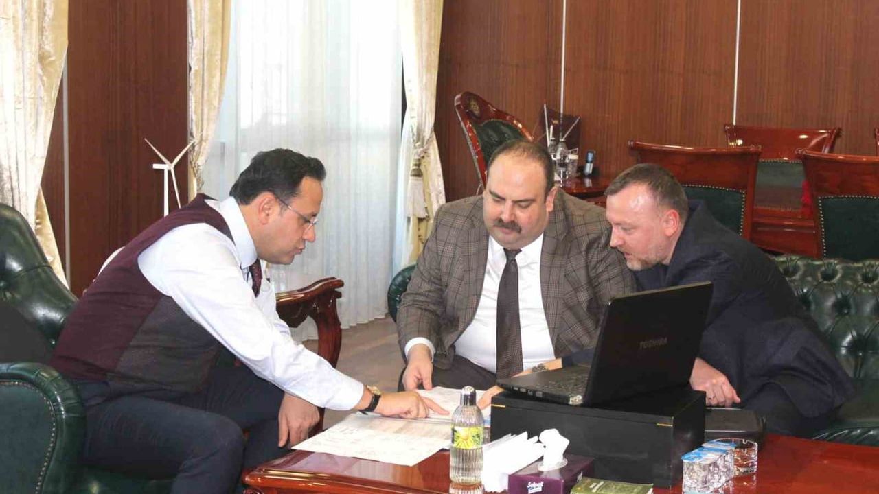 Hamamcı'nın Ankara Ziyareti: Manda Çiftliği ve TOKİ Süreci Hızlanıyor