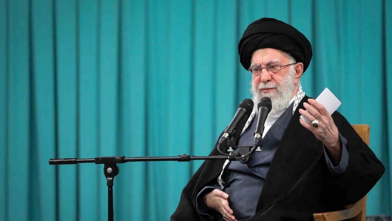 Hamaney: Protestolarda Binlerce Kişi Öldü — İran'da İnternet Kısmen Geri Döndü