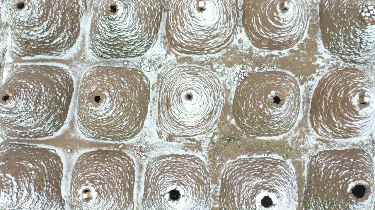 Harran'da Kar Büyüsü: Şanlıurfa'da Tarihi Yapılar Beyaza Büründü