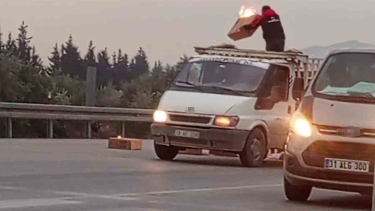 Hatay'da Kamyonet Yangını: Sürücünün Müdahalesi Aracı Kurtardı