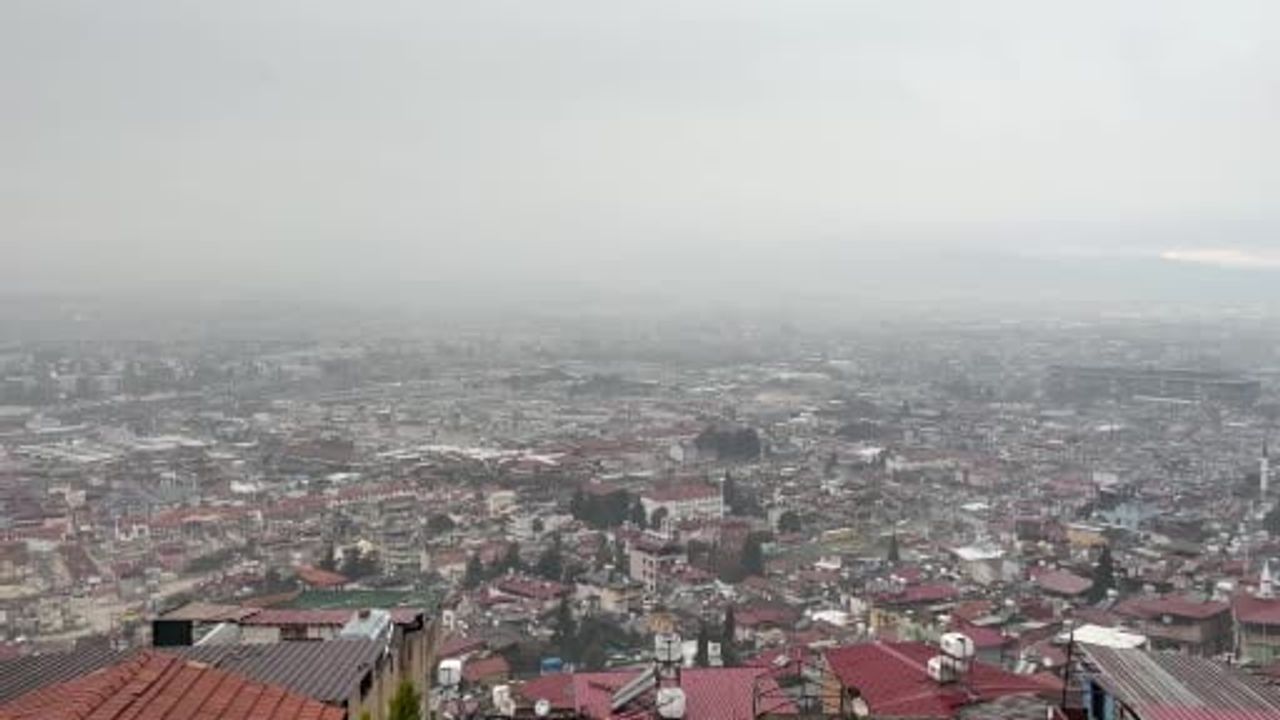 Hatay'da Yağışlı Hava ve Fırtına Uyarısı