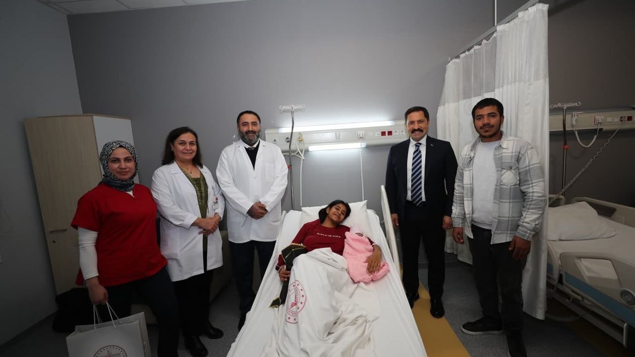 Hatay’da Yeni Yılın İlk Bebeği: 'Sultan Nare'